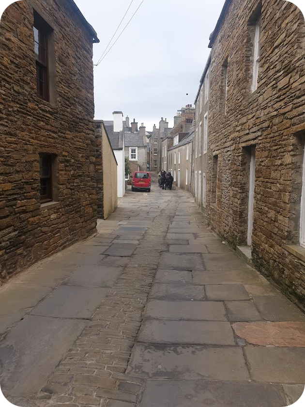 Stromness main street